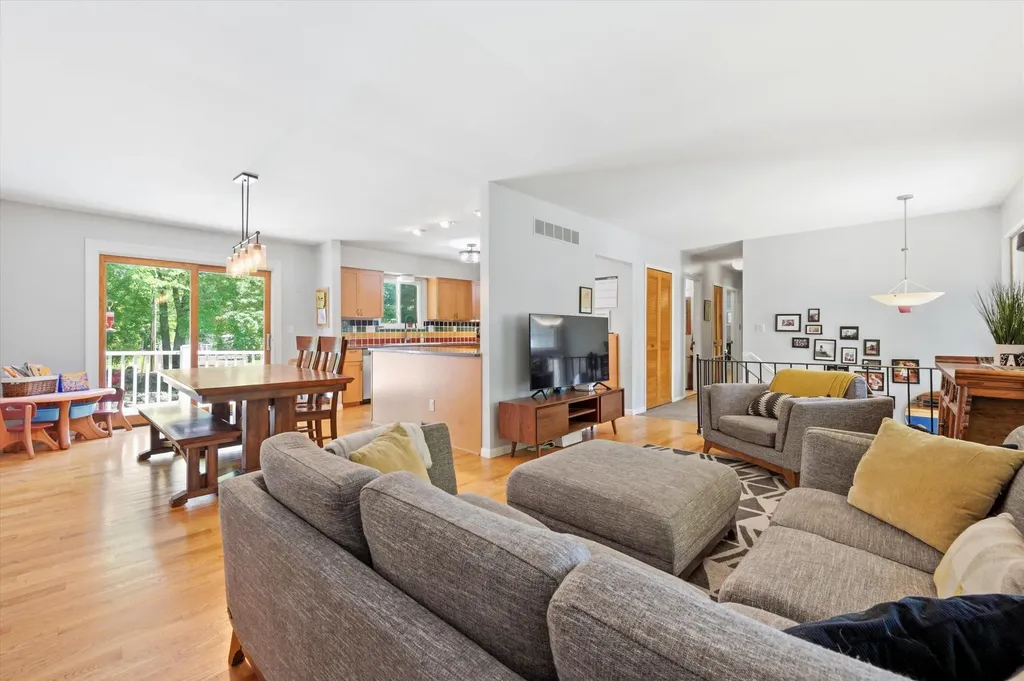 7737 Collingwood Drive Genoa Township MI 48114