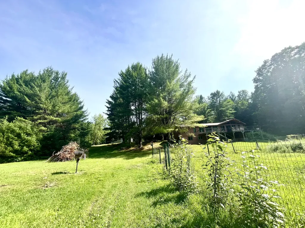 1769 E M-30 Clement Township MI 48610