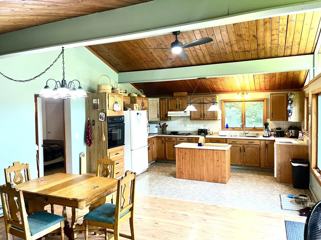 1769 E M-30 Clement Township MI 48610