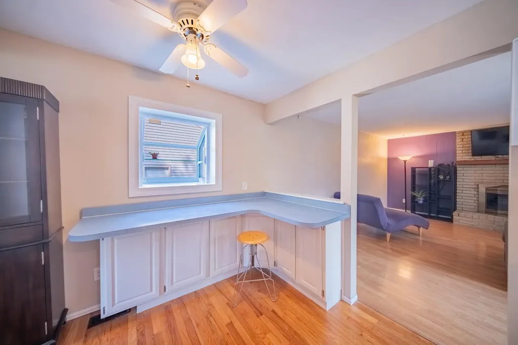 7957 Meadowview Court Ypsilanti Charter Township MI 48197