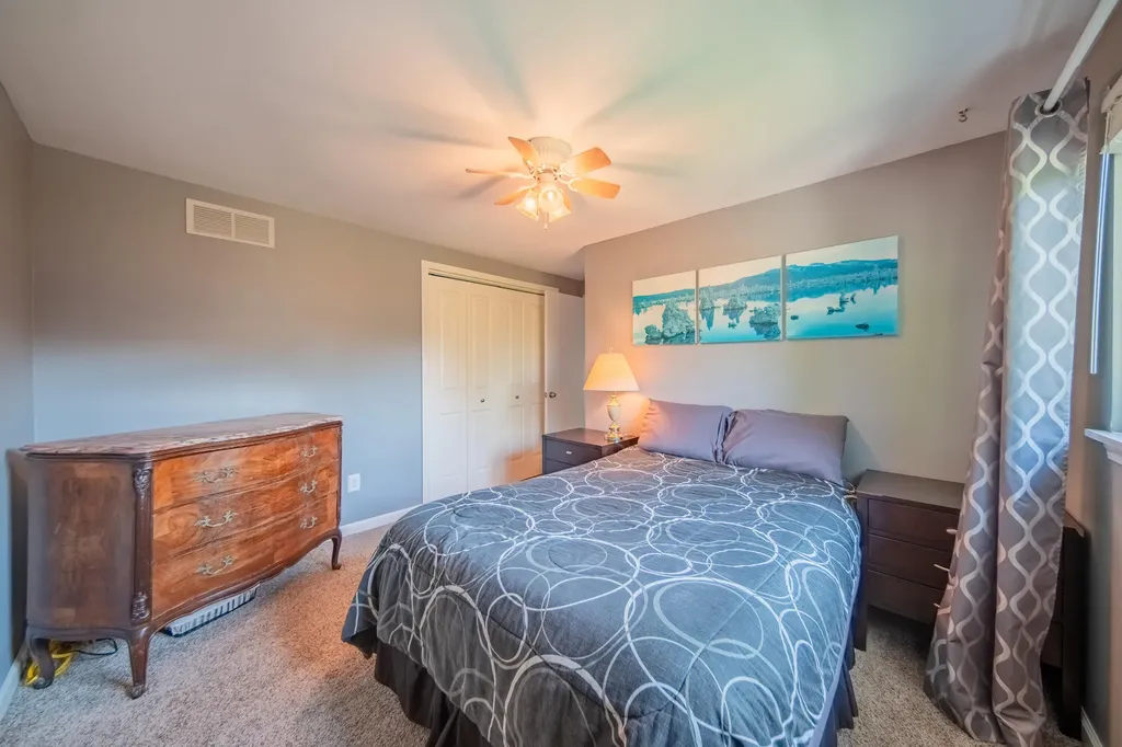 7957 Meadowview Court Ypsilanti Charter Township MI 48197