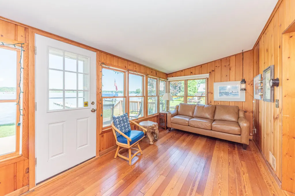 11818 Algonquin Drive Putnam Township MI 48169