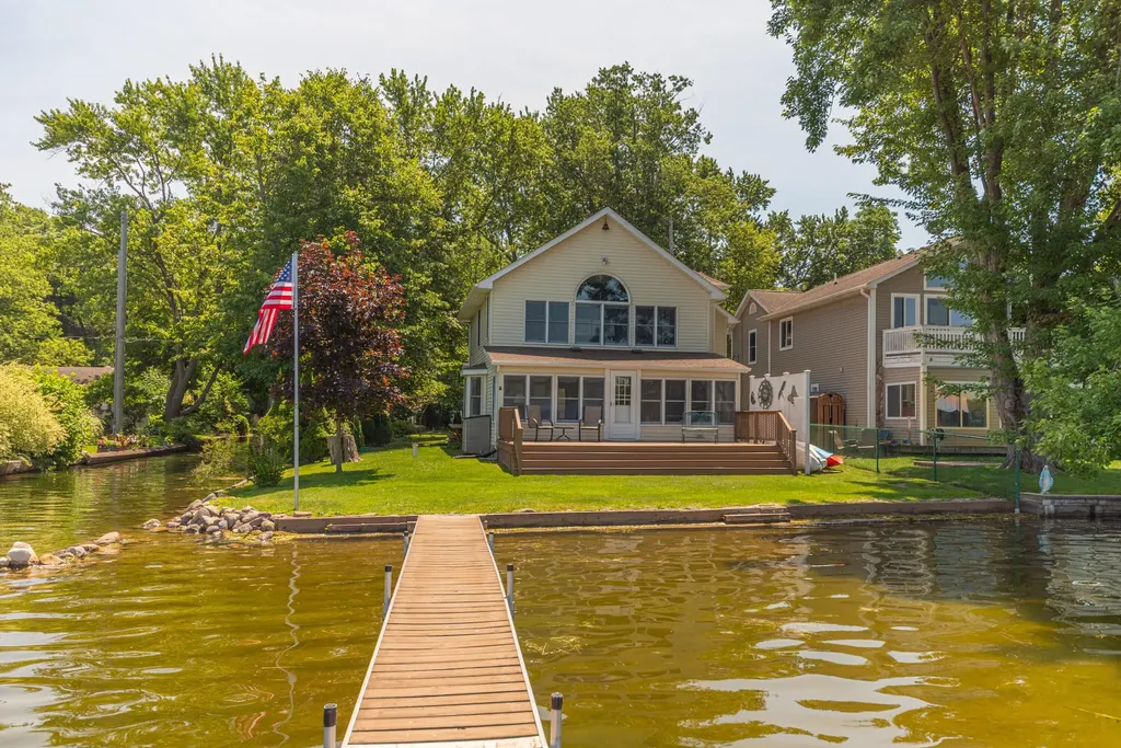 11818 Algonquin Drive Putnam Township MI 48169