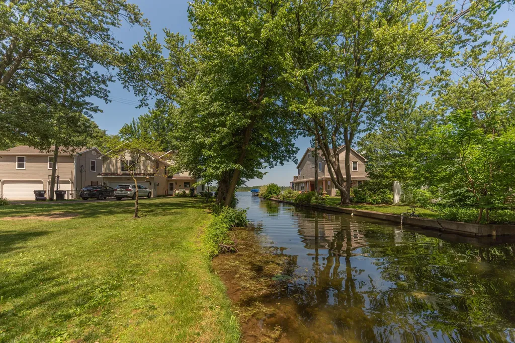 11818 Algonquin Drive Putnam Township MI 48169