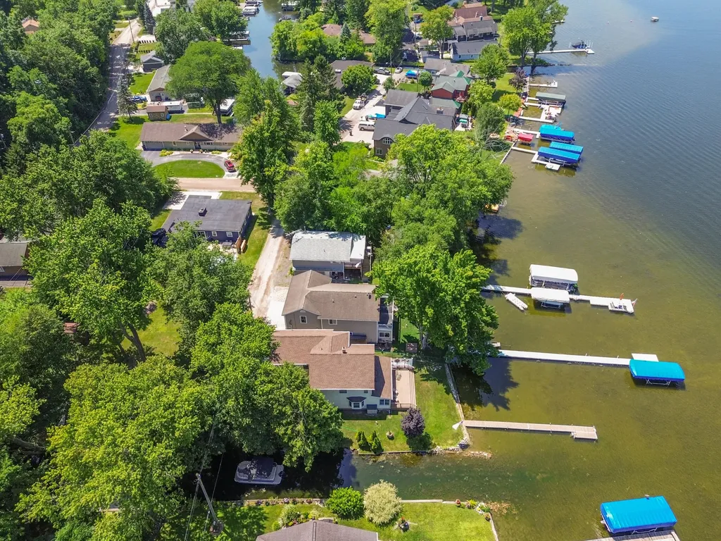 11818 Algonquin Drive Putnam Township MI 48169