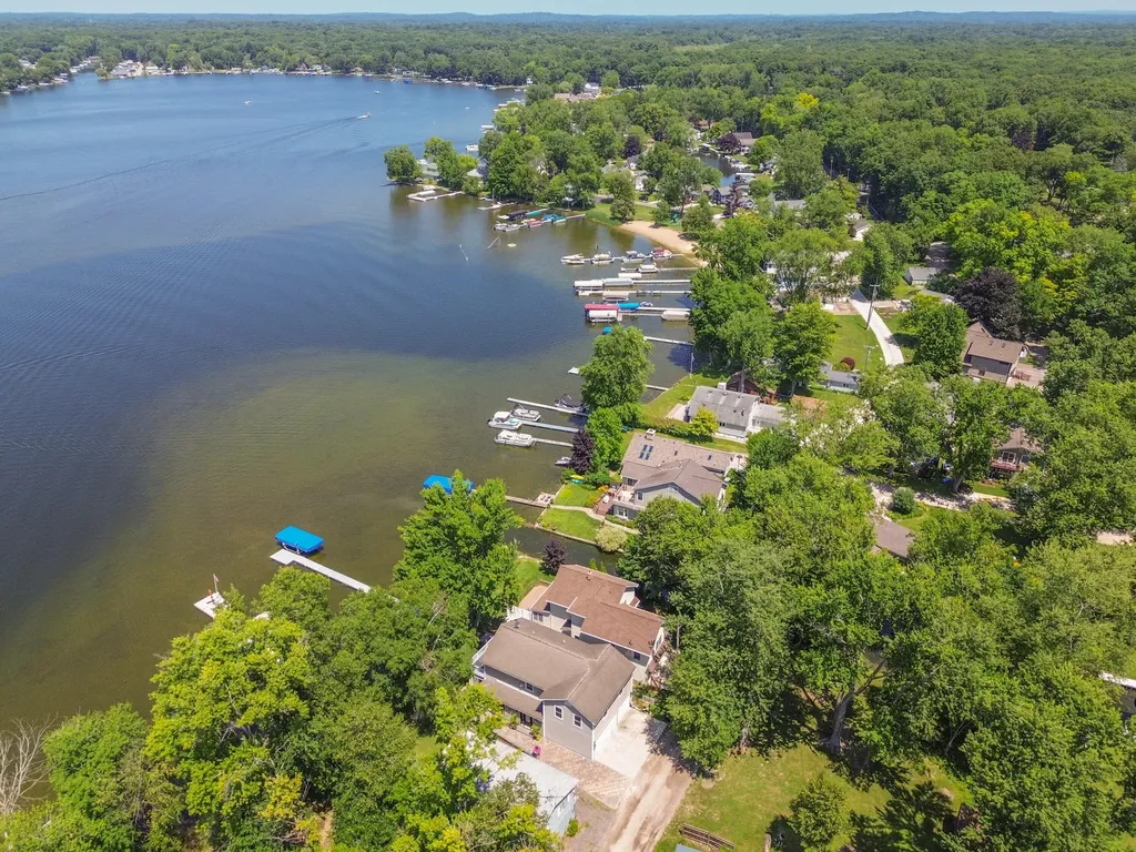 11818 Algonquin Drive Putnam Township MI 48169