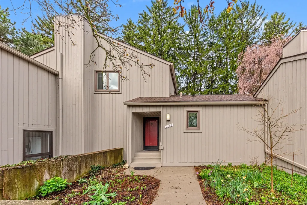 2172 Overlook Court Ann Arbor City MI 48103