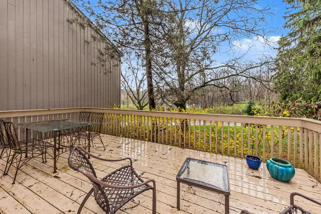 2172 Overlook Court Ann Arbor City MI 48103