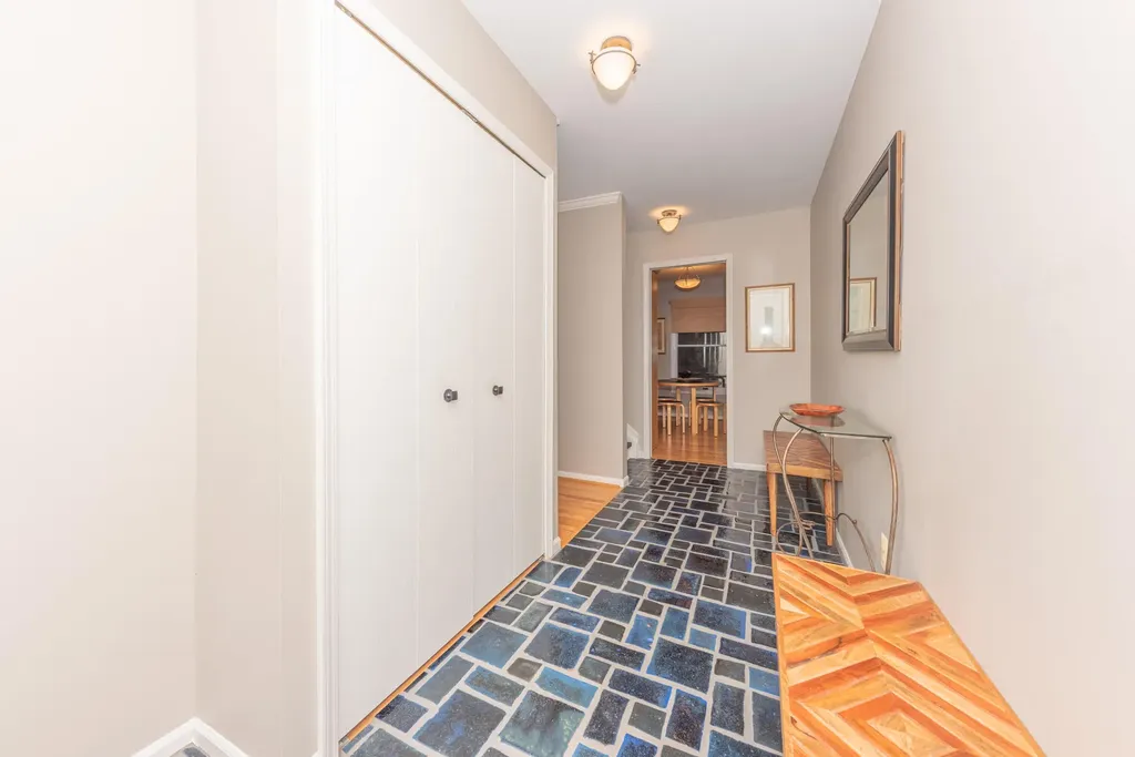 2172 Overlook Court Ann Arbor City MI 48103