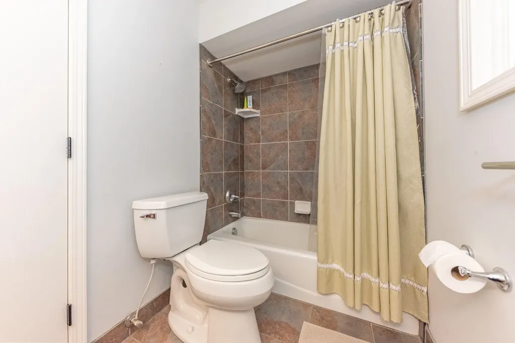 2172 Overlook Court Ann Arbor City MI 48103
