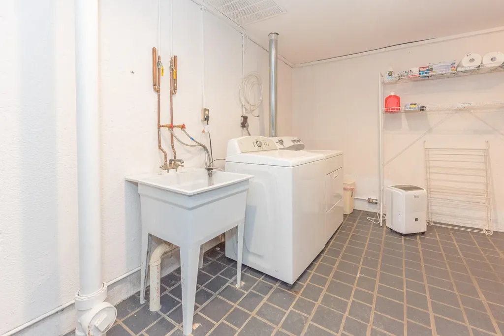 2172 Overlook Court Ann Arbor City MI 48103
