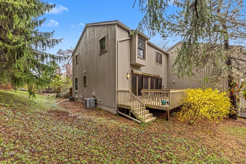 2172 Overlook Court Ann Arbor City MI 48103