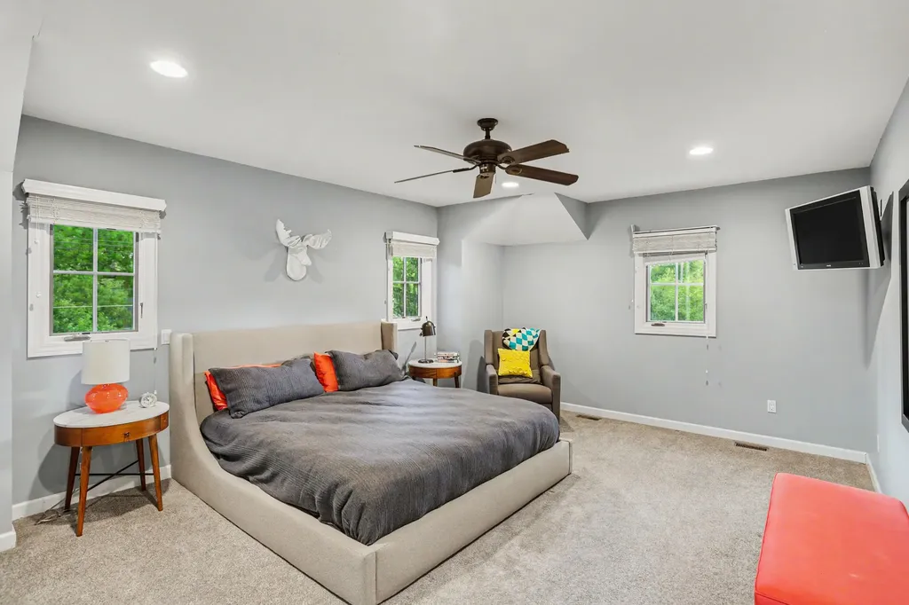 1523 Villa Road Birmingham City MI 48009