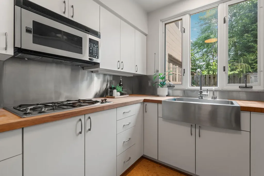 515 Oswego Street Ann Arbor City MI 48104