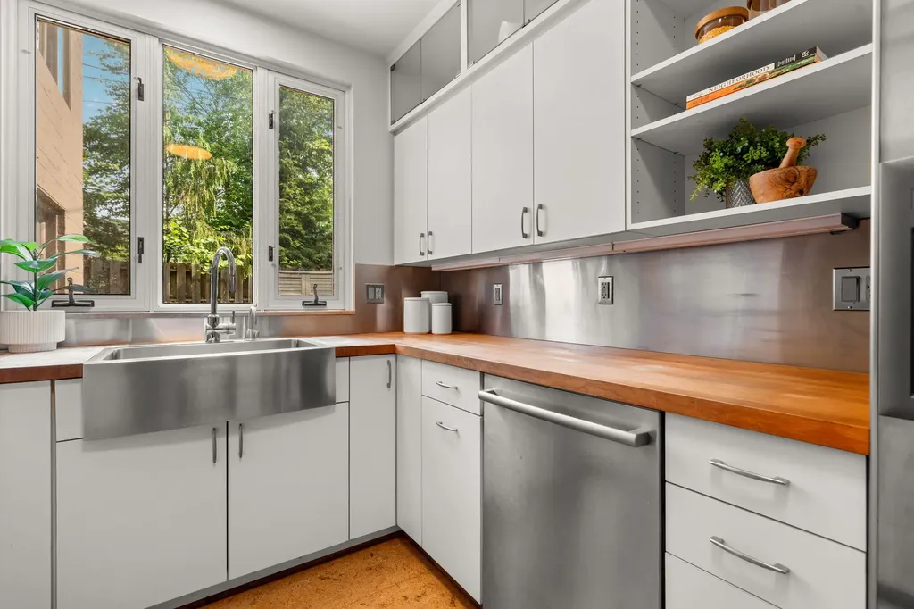 515 Oswego Street Ann Arbor City MI 48104
