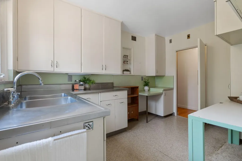 515 Oswego Street Ann Arbor City MI 48104