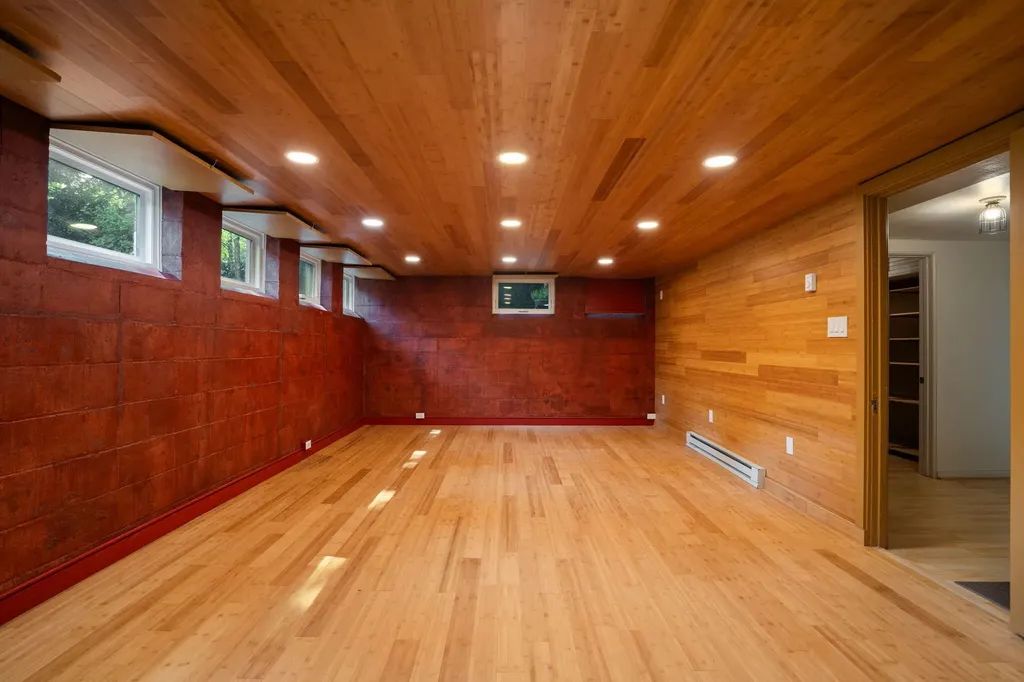515 Oswego Street Ann Arbor City MI 48104