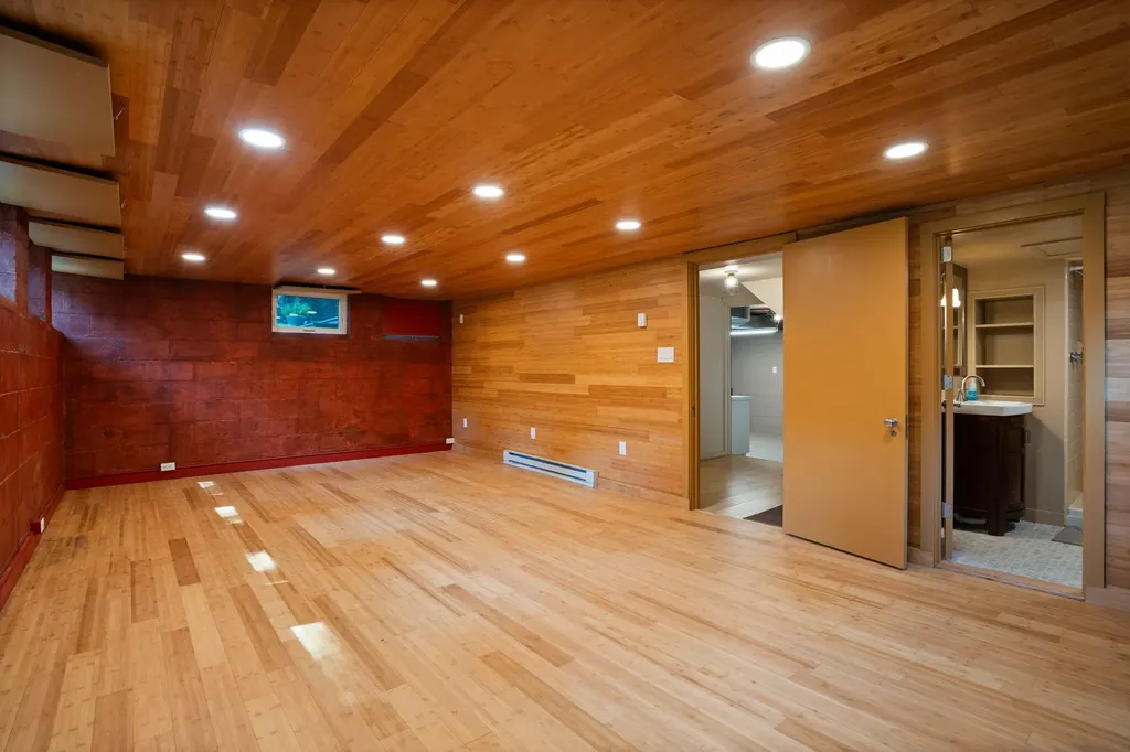 515 Oswego Street Ann Arbor City MI 48104