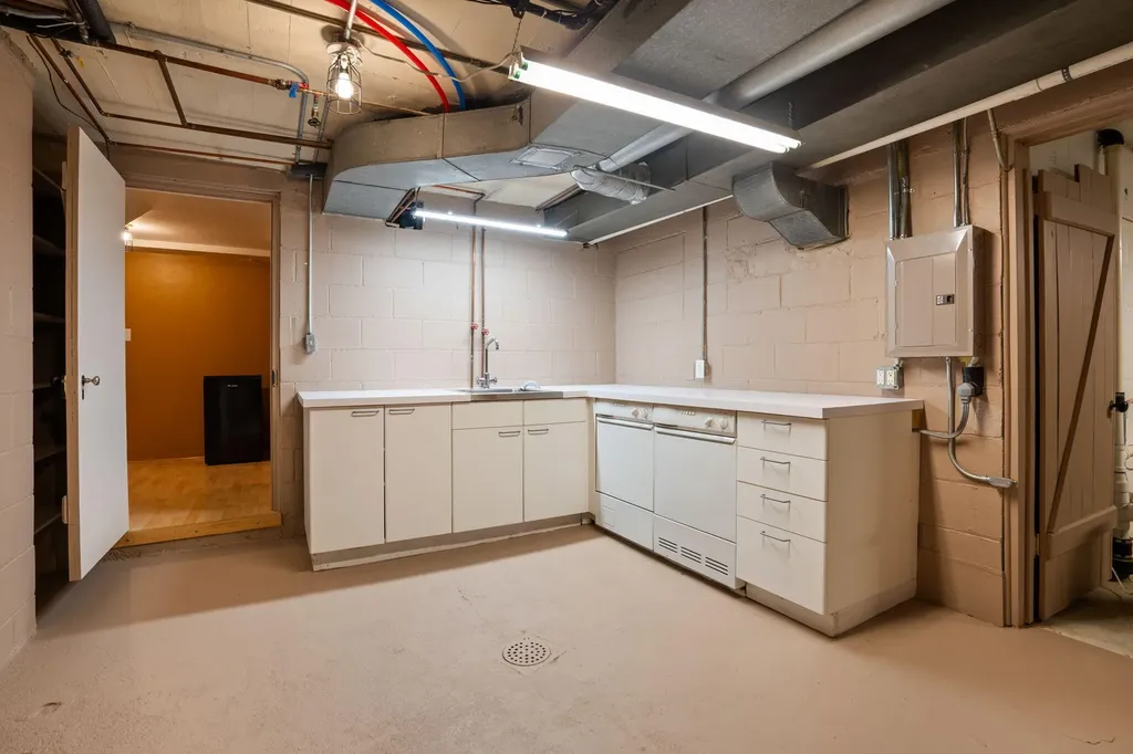 515 Oswego Street Ann Arbor City MI 48104