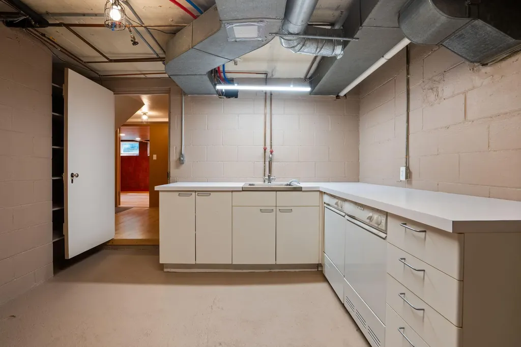 515 Oswego Street Ann Arbor City MI 48104