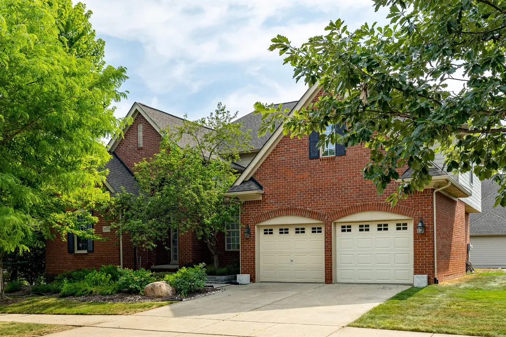 29170 Hemingway Drive Novi City MI 48377