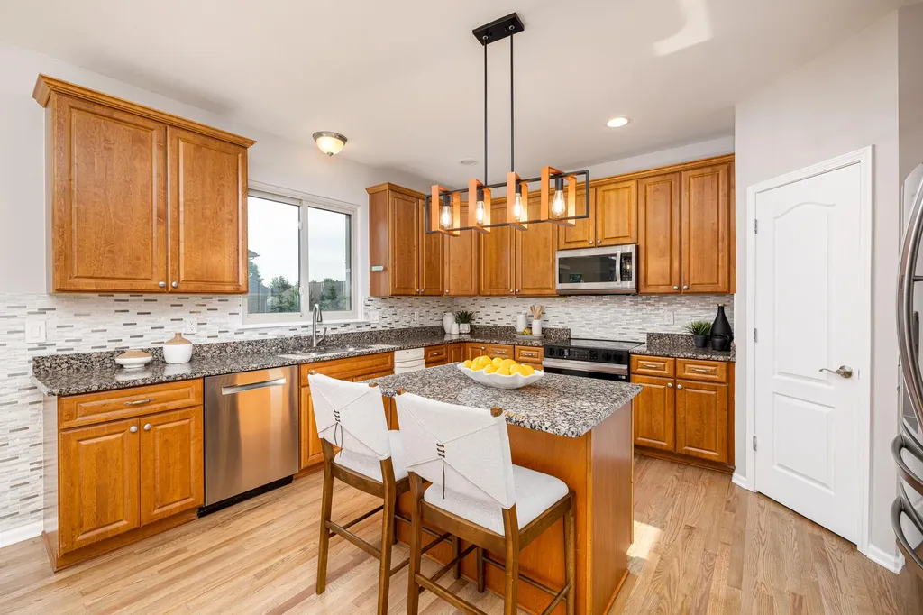 29170 Hemingway Drive Novi City MI 48377