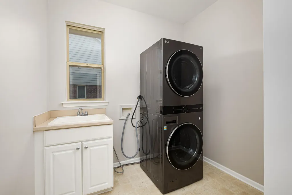 29170 Hemingway Drive Novi City MI 48377