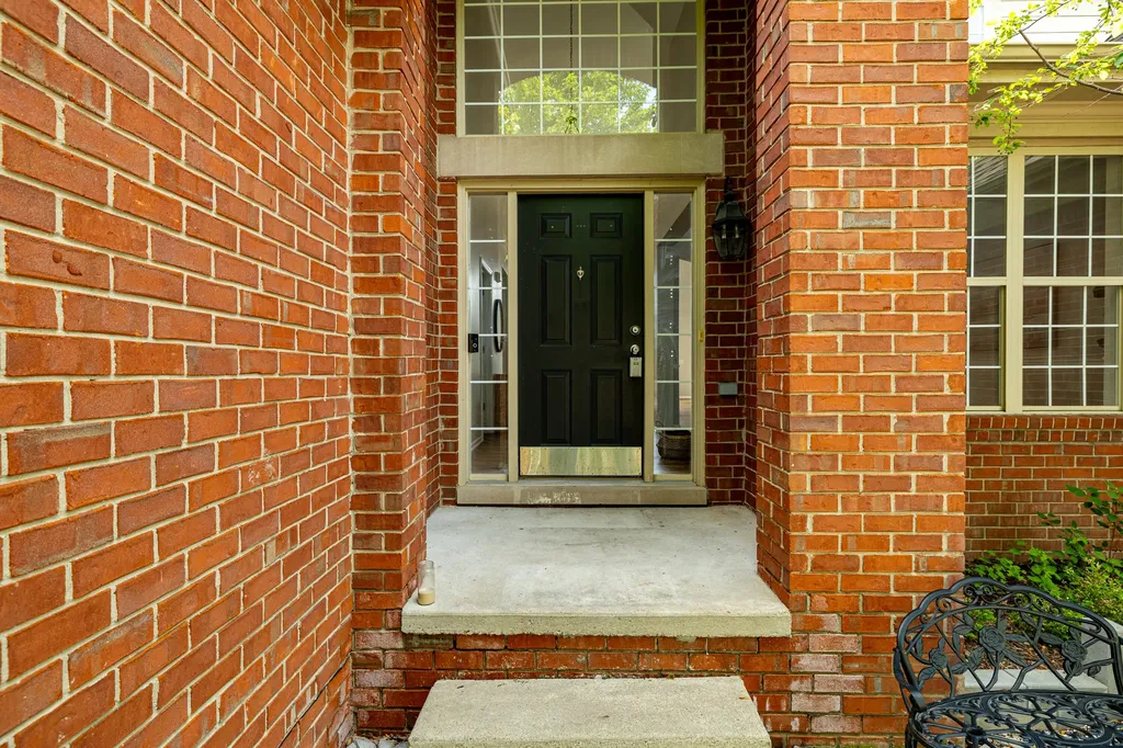 29170 Hemingway Drive Novi City MI 48377