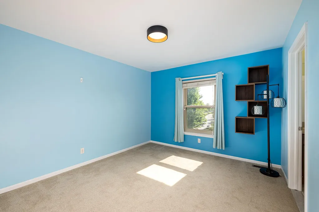 29170 Hemingway Drive Novi City MI 48377