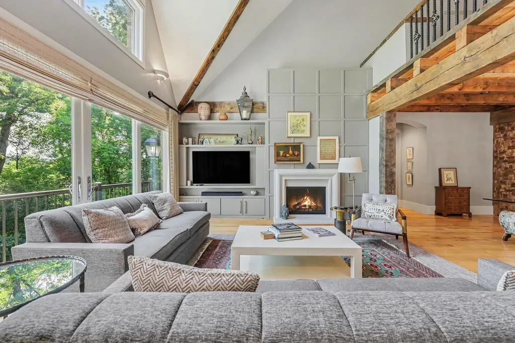 1155 W Huron River Drive Ann Arbor Charter Township MI 48103