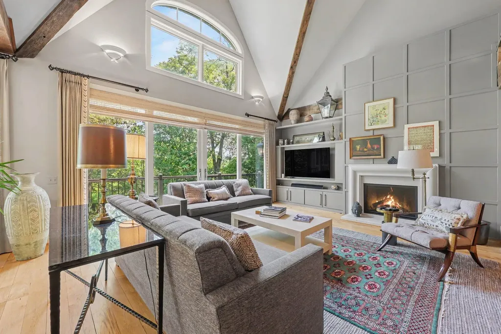1155 W Huron River Drive Ann Arbor Charter Township MI 48103
