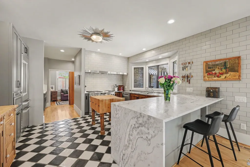 1155 W Huron River Drive Ann Arbor Charter Township MI 48103