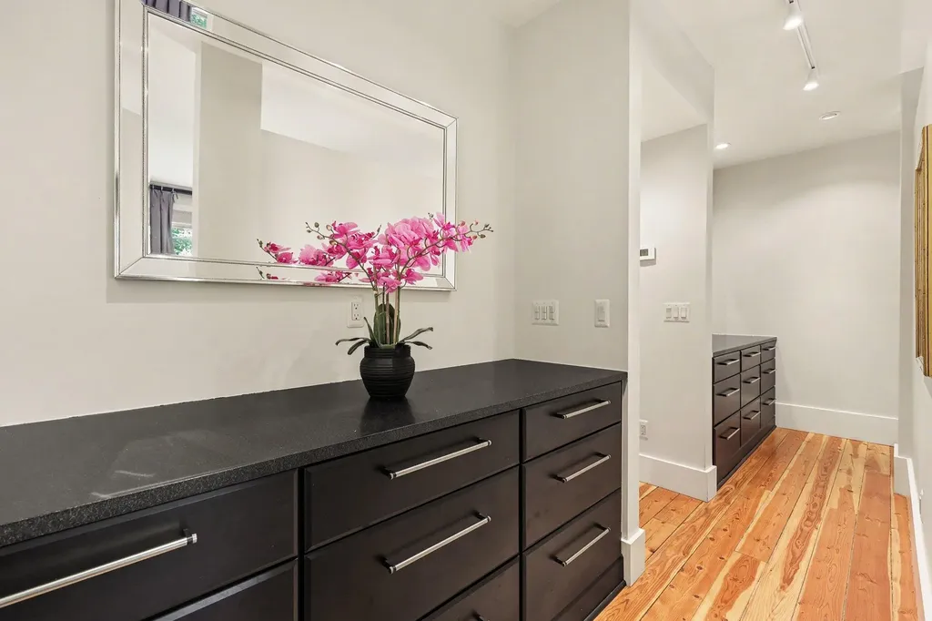 1155 W Huron River Drive Ann Arbor Charter Township MI 48103