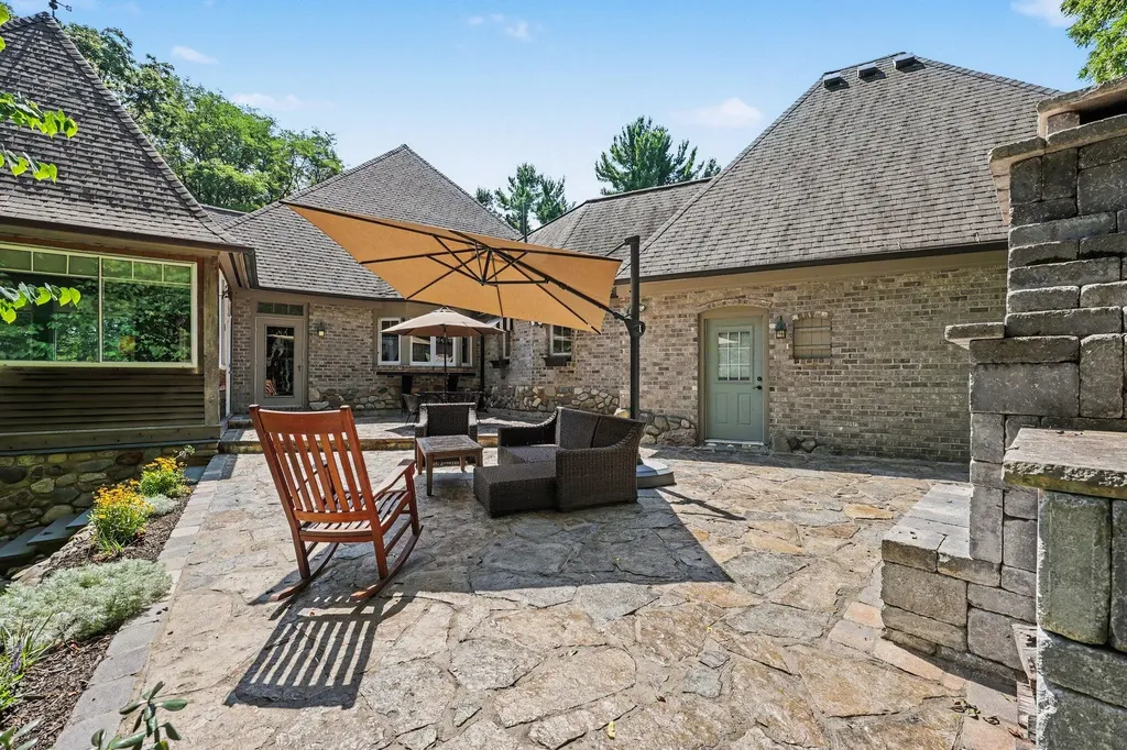 1155 W Huron River Drive Ann Arbor Charter Township MI 48103