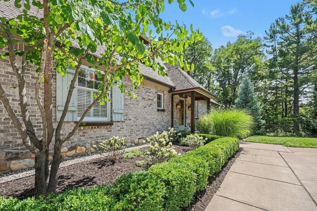 1155 W Huron River Drive Ann Arbor Charter Township MI 48103