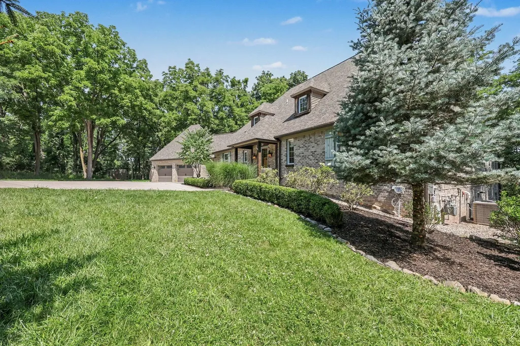 1155 W Huron River Drive Ann Arbor Charter Township MI 48103