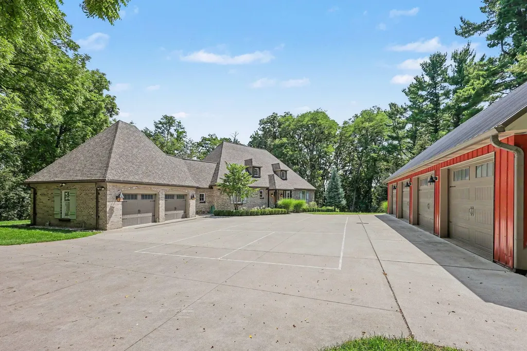 1155 W Huron River Drive Ann Arbor Charter Township MI 48103