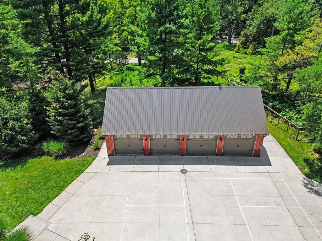 1155 W Huron River Drive Ann Arbor Charter Township MI 48103