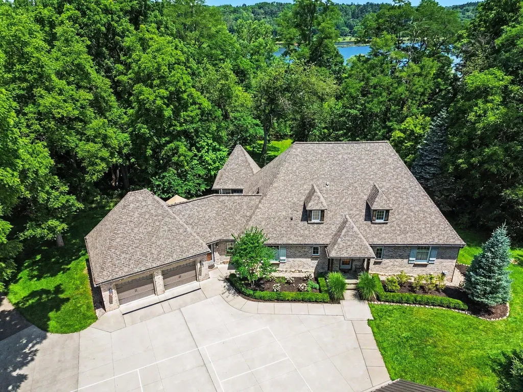 1155 W Huron River Drive Ann Arbor Charter Township MI 48103