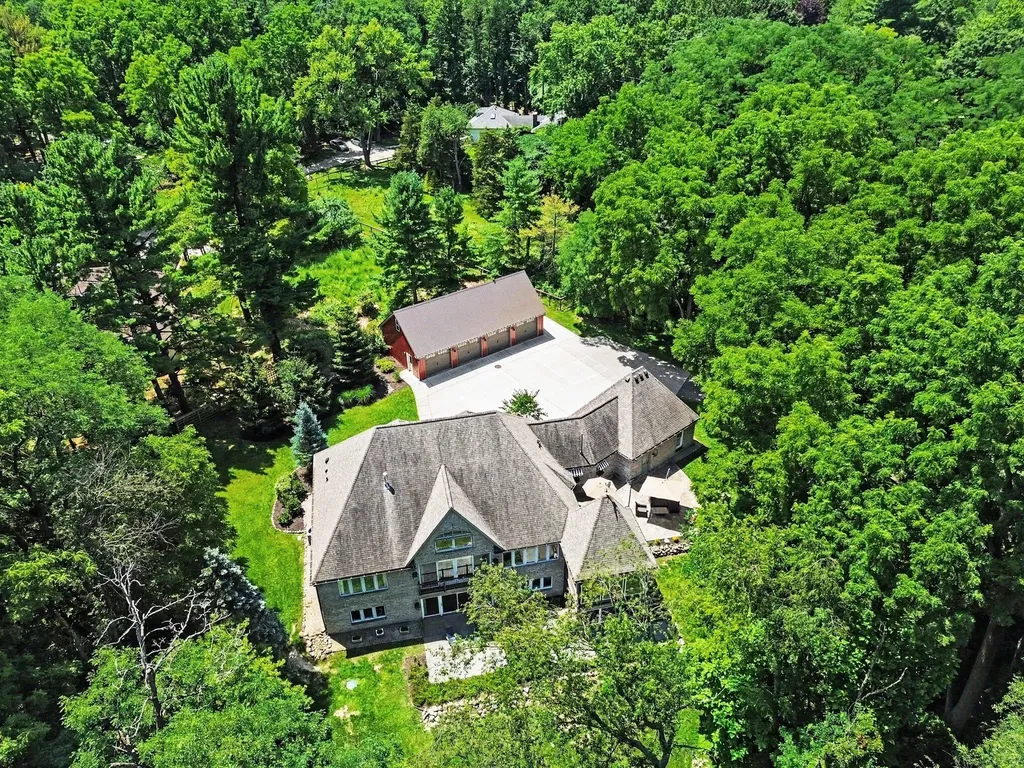 1155 W Huron River Drive Ann Arbor Charter Township MI 48103
