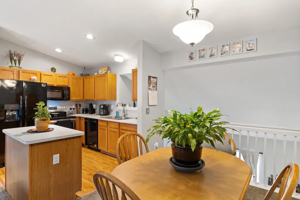 6824 Maplelawn Drive Ypsilanti Charter Township MI 48197