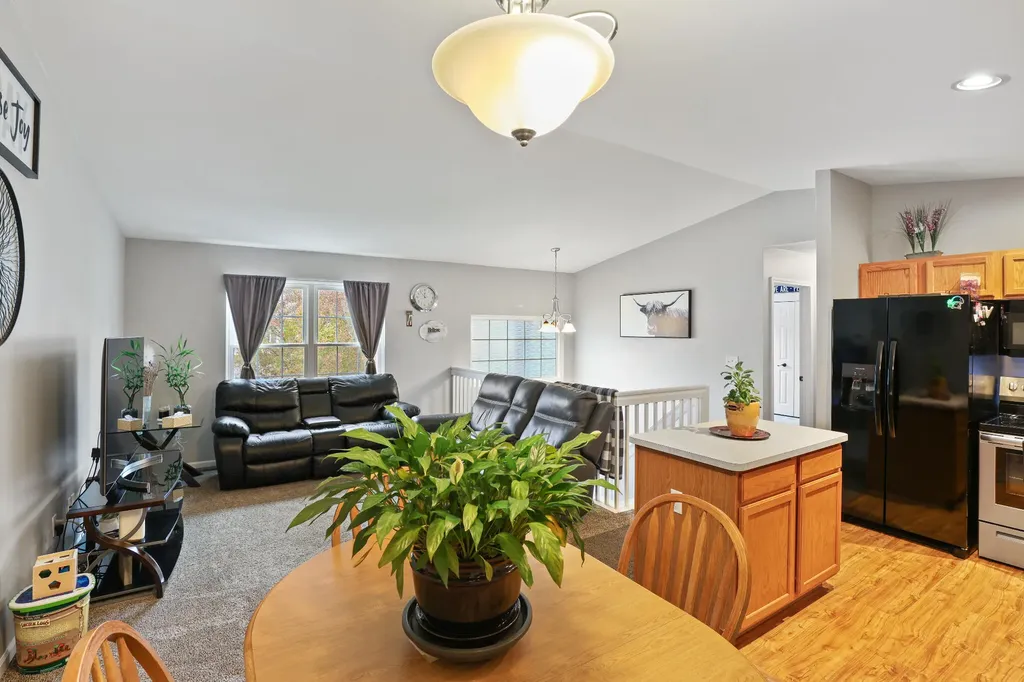 6824 Maplelawn Drive Ypsilanti Charter Township MI 48197