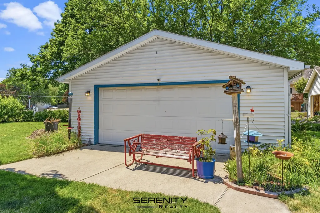 232 Brookside Drive Flushing City MI 48433