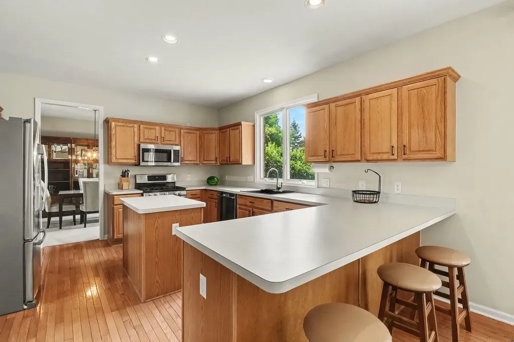479 Derby Court York Charter Township MI 48176