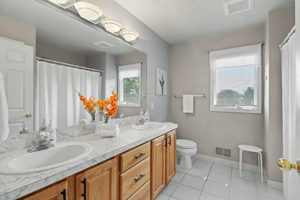 479 Derby Court York Charter Township MI 48176