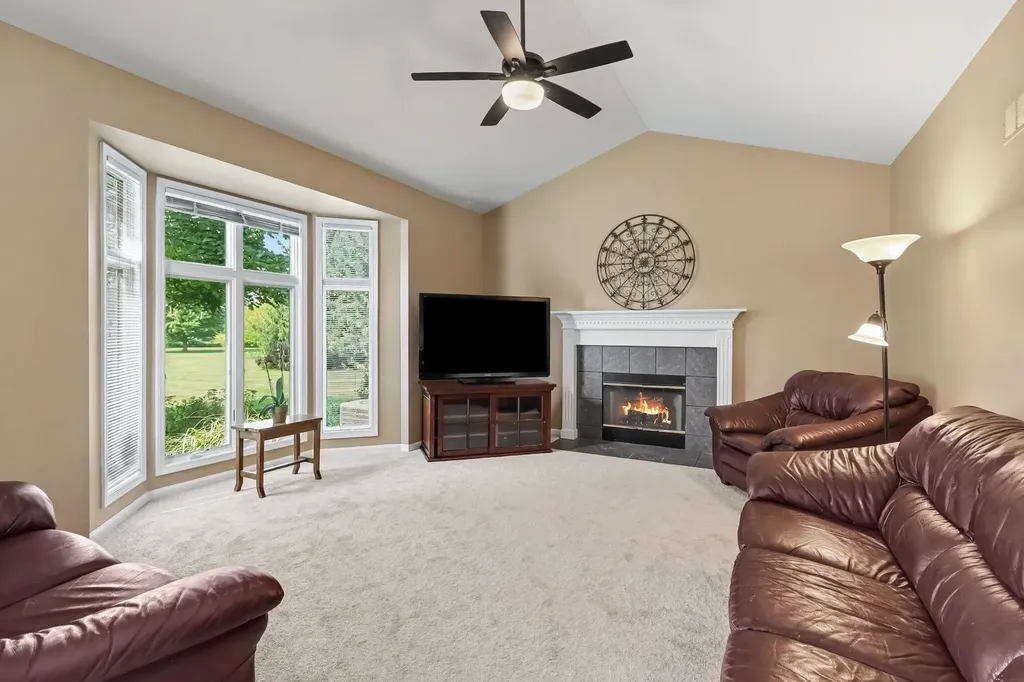 479 Derby Court York Charter Township MI 48176