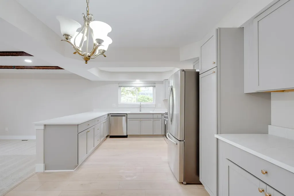 5806 Wedgewood Road Canton Charter Township MI 48187