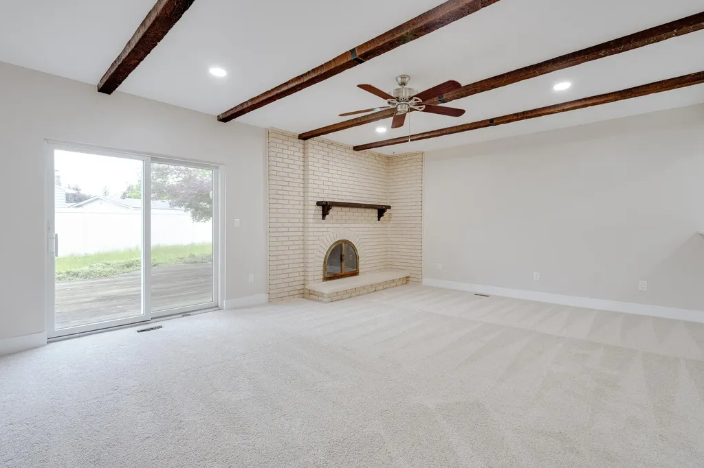 5806 Wedgewood Road Canton Charter Township MI 48187