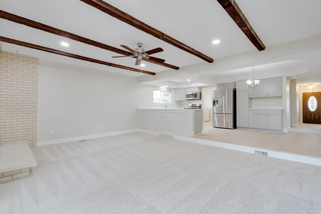 5806 Wedgewood Road Canton Charter Township MI 48187