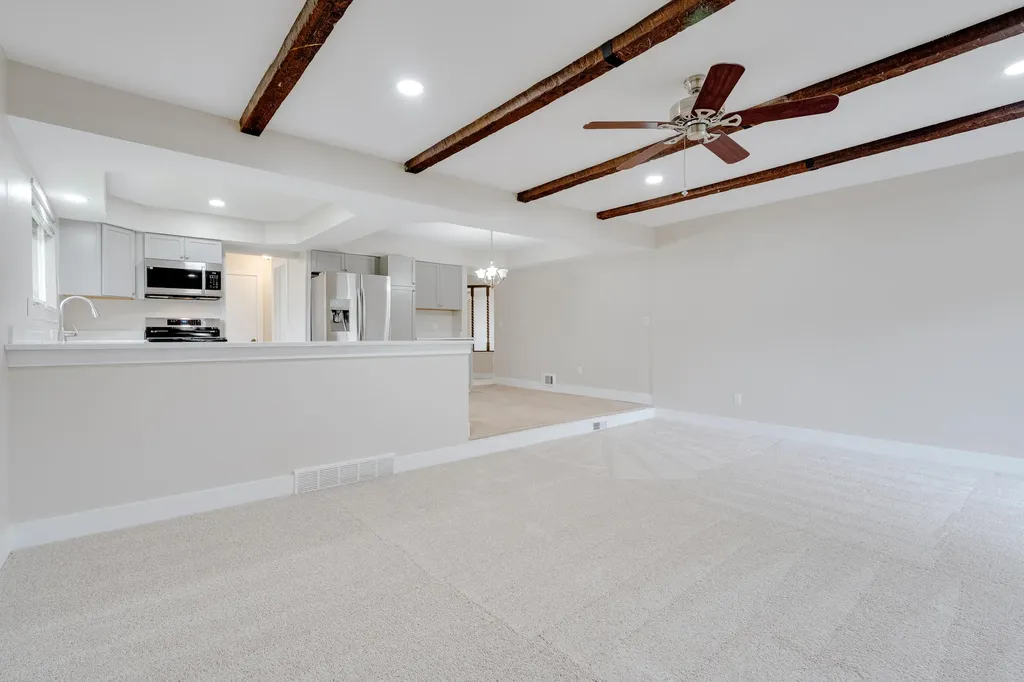 5806 Wedgewood Road Canton Charter Township MI 48187